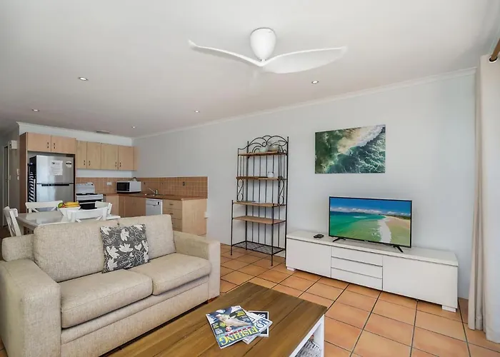 Apartment 8T